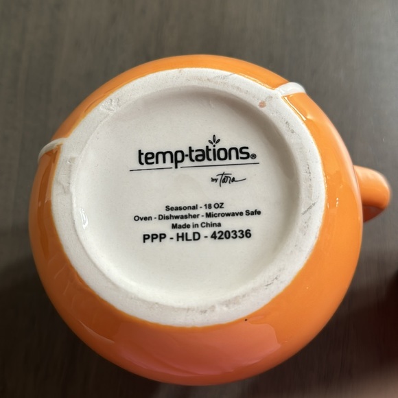 Temp-tations Ceramic Pitchers - Picture 5 of 5